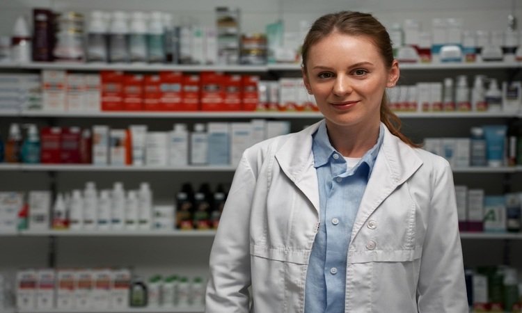 Why Pharmacy Technician Certification Classes Are Worth It