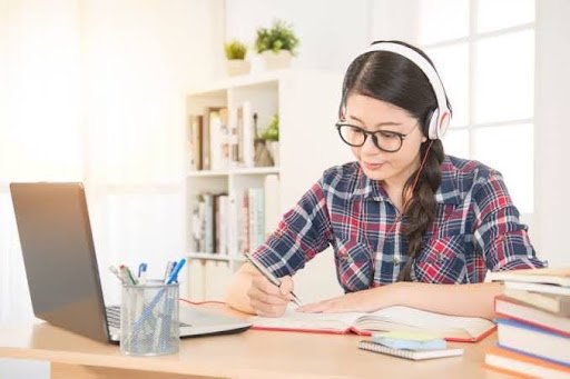 The Graduate's Guide to Starting Bank Exam Preparation Early